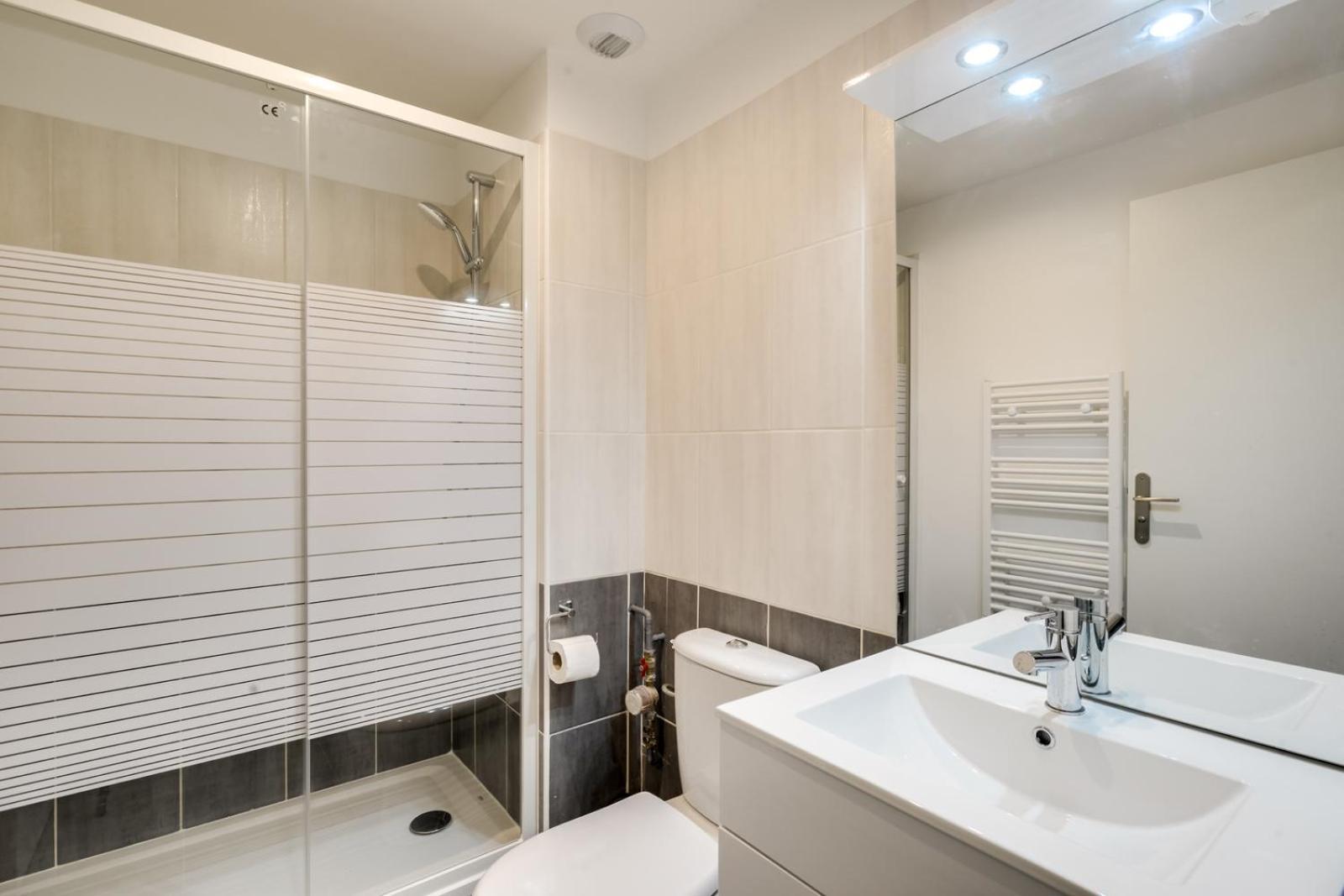 805 Suite Amazing - Superbe Duplex Bagnolet Exteriör bild